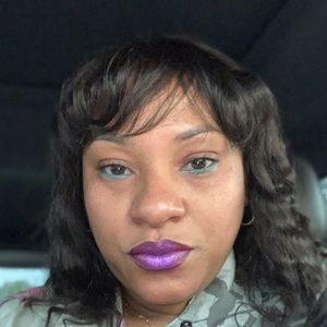 Meet your Posher, Latanya